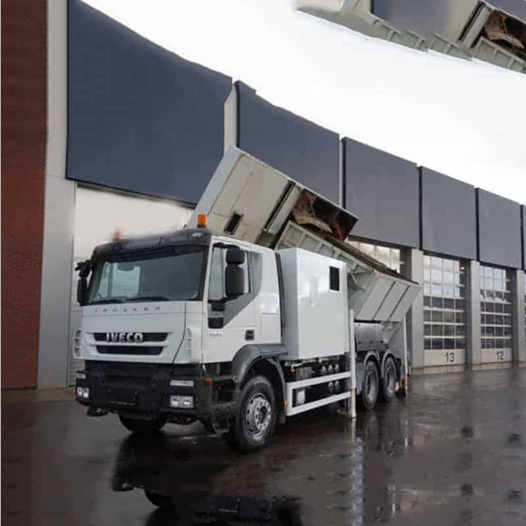 Excavator Aspirator Iveco AT260T450 – Suprastructură SCAD DEVOR 7 (6) Excavator Aspirator Iveco AT260T450 – Suprastructură SCAD DEVOR 7