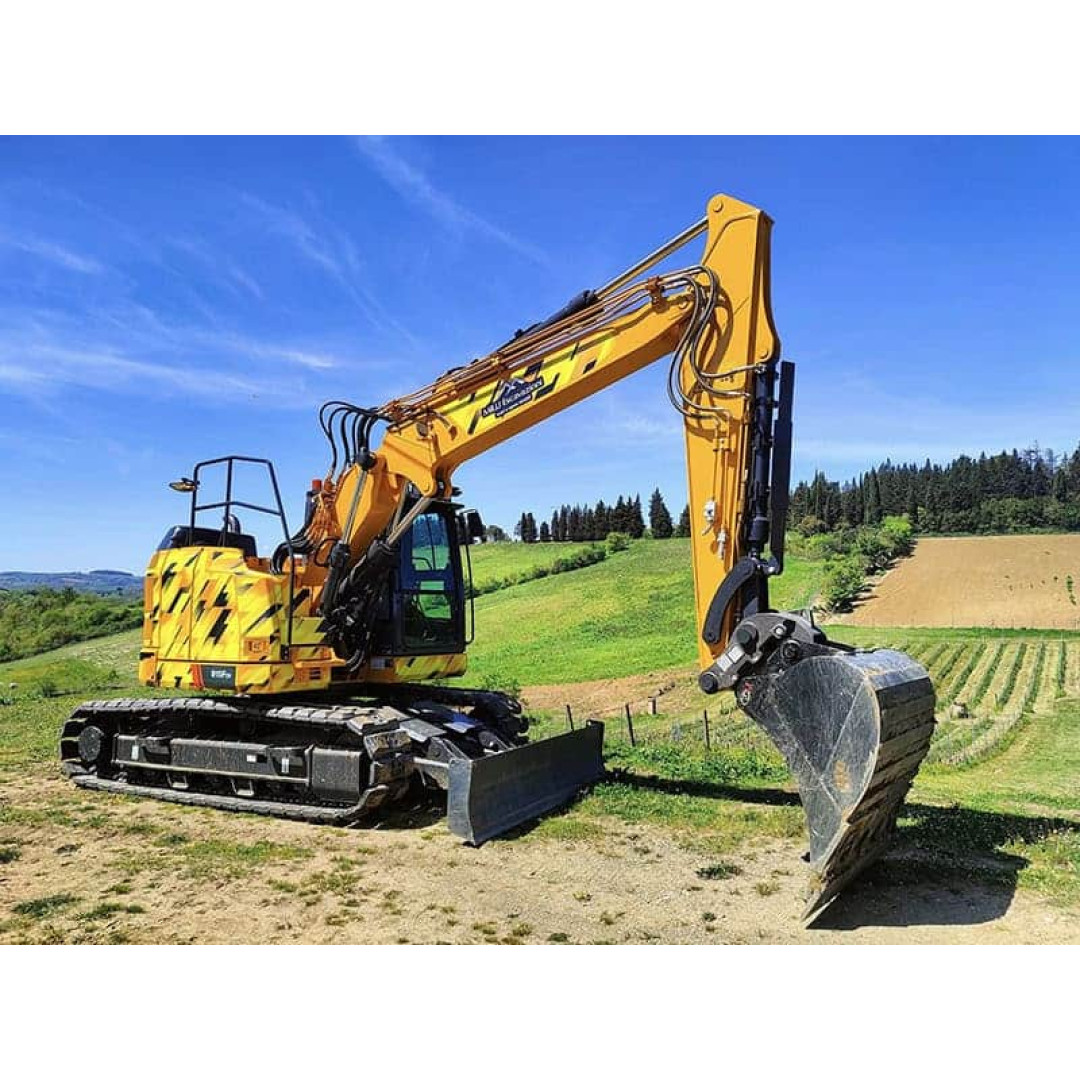 Excavator pe senile LiuGong Dressta 915FCR (2) Excavator pe senile LiuGong Dressta 915 FCR Stage V