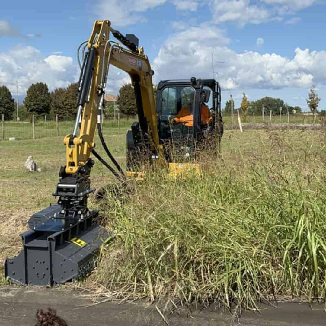 Tocator vegetatie brat excavator Gordini (4) Tocator vegetatie brat excavator Gordini