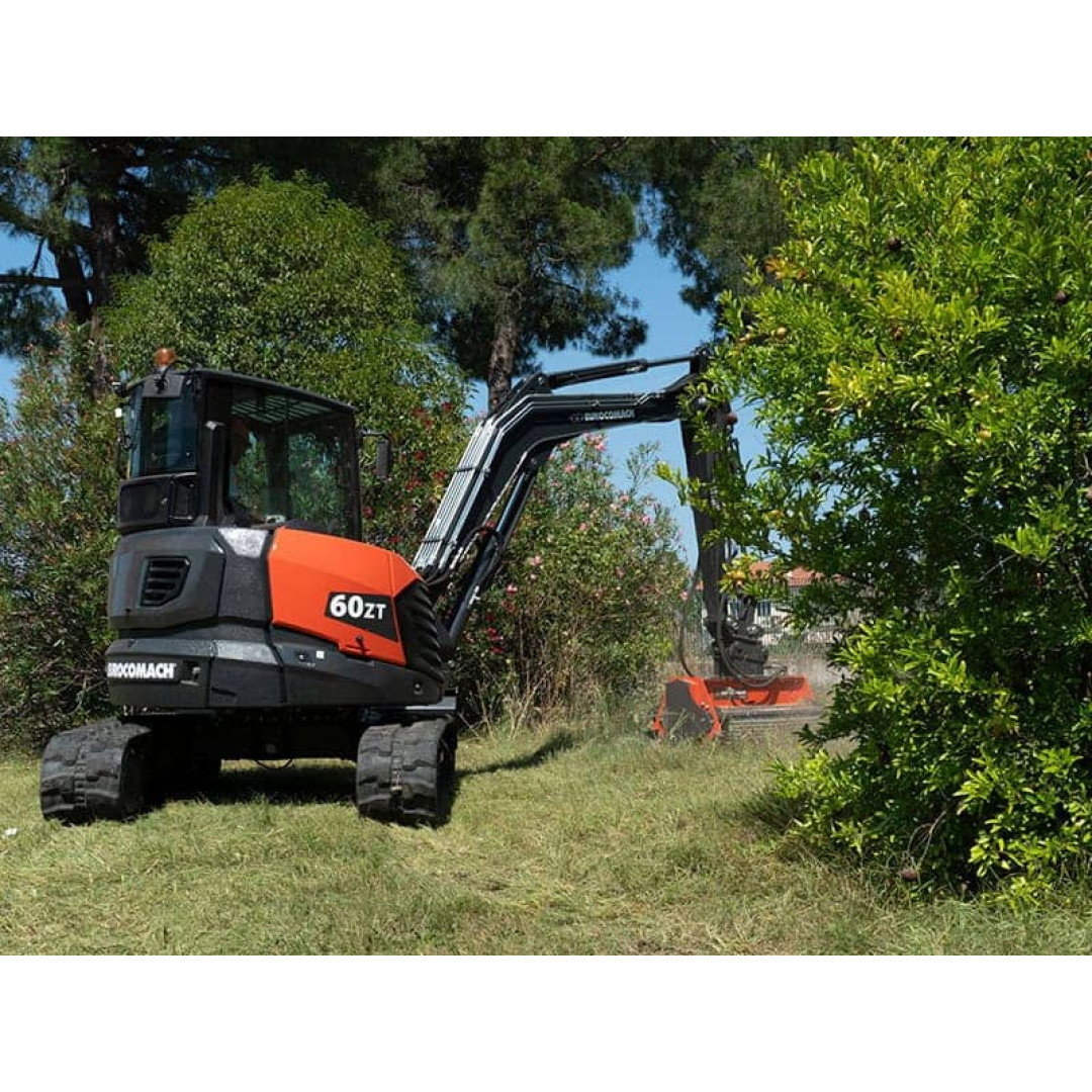 Excavator compact pe senile, Eurocomach 60ZT (7) Excavator compact pe senile, Eurocomach 60ZT