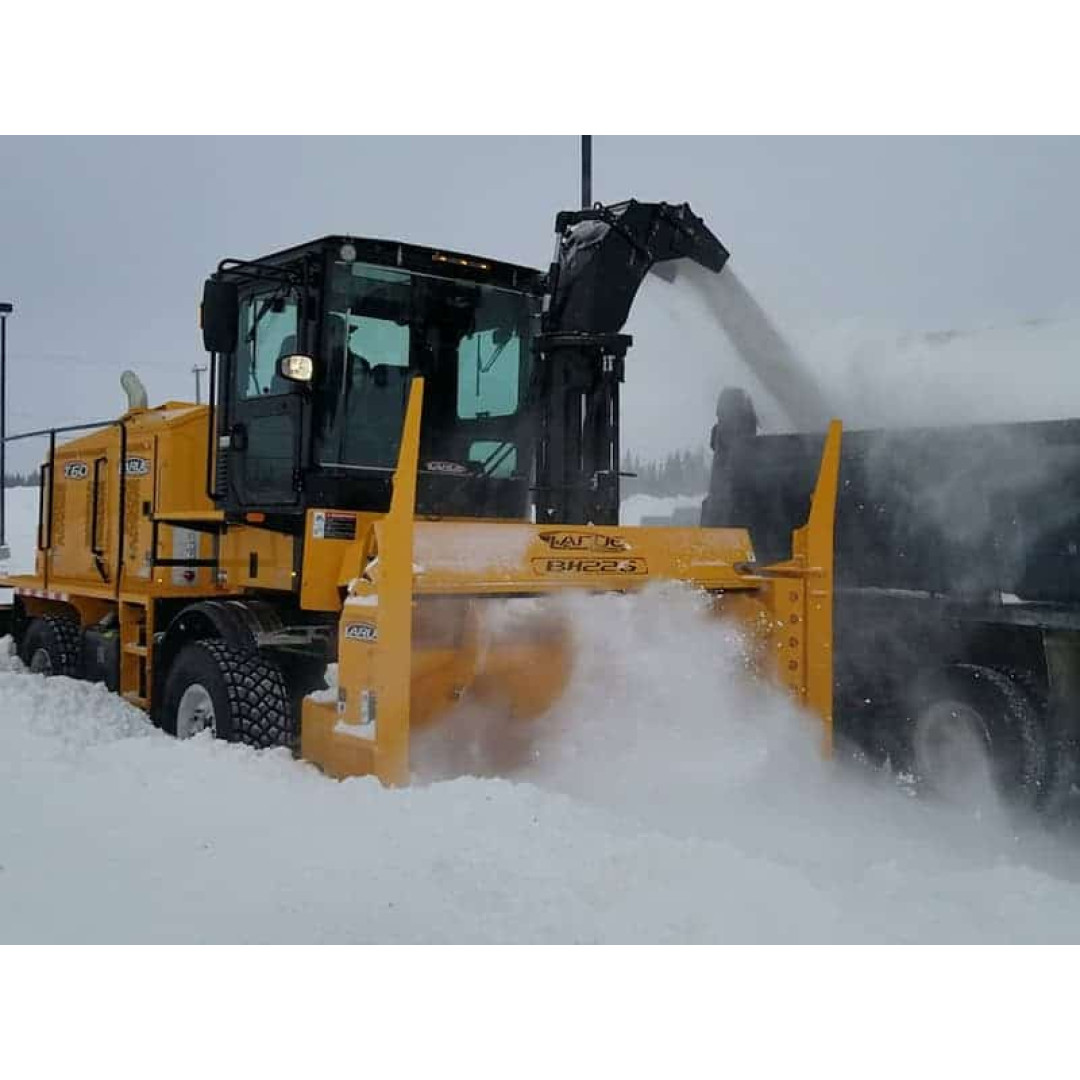 Freză de zăpadă autopropulsată T60 Larue (1) Freză de zăpadă autopropulsată T60 Larue