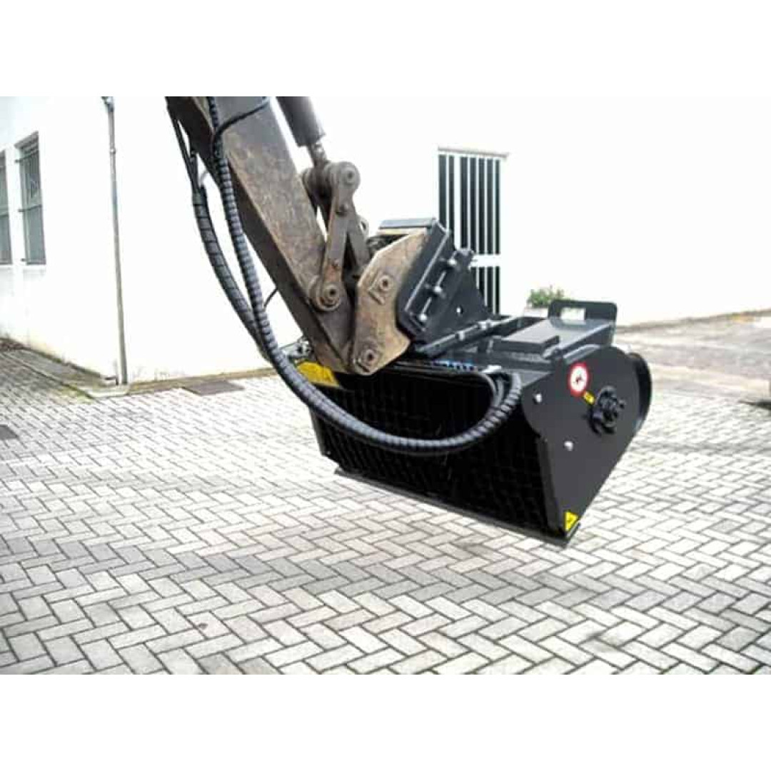 Cupe malaxor de beton Uemme pentru mini excavatoare (2) Cupe malaxor de beton Uemme pentru mini excavatoare