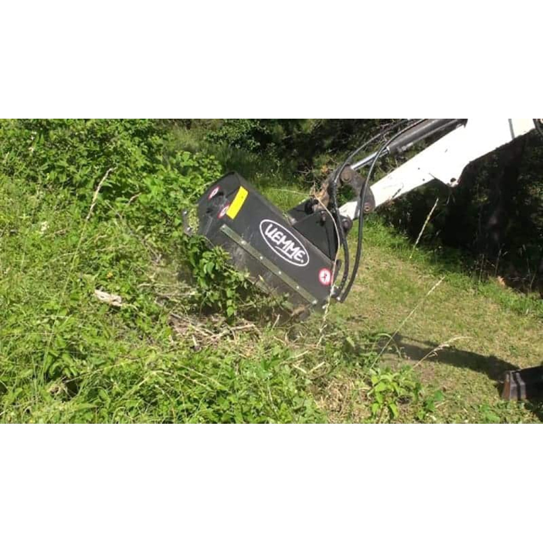 Tocatoare de vegetatie Uemme pentru mini excavatoare (4) Tocatoare de vegetatie Uemme pentru mini excavatoare