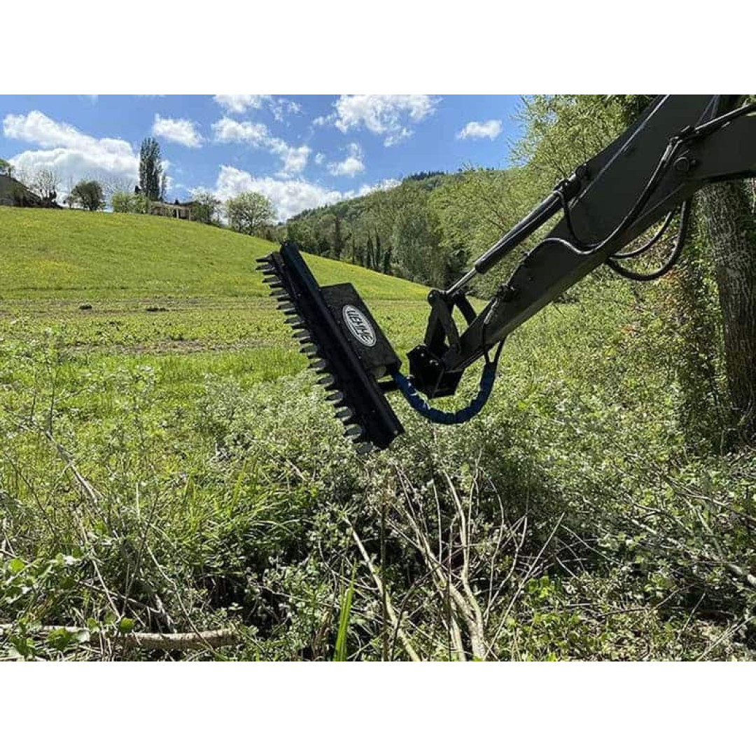 Trimer pentru ramuricrengi Uemme pentru mini excavatoare (4) Trimer pentru ramuri/crengi Uemme pentru mini excavatoare