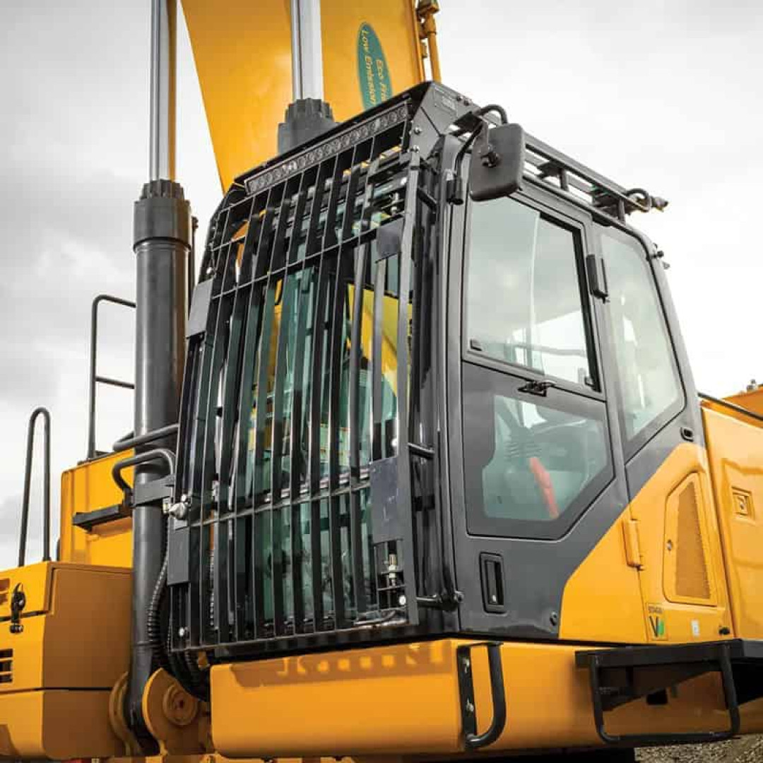 Excavator pe senile LiuGong Dressta 913FCR (1) copy Excavator pe senile LiuGong Dressta 913FCR