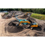 Excavator pe senile LiuGong Dressta 930F (3) Excavator pe senile LiuGong Dressta 930F