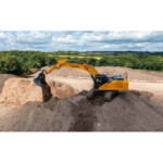 Excavator pe senile LiuGong Dressta 933F (10) Excavator pe senile LiuGong Dressta 933F