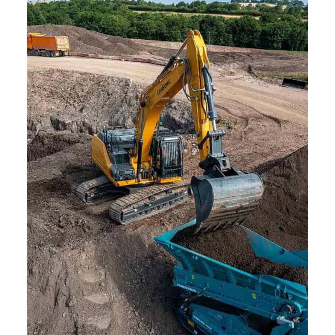 Excavator pe senile LiuGong Dressta 936F (4) Excavator pe senile LiuGong Dressta 936F