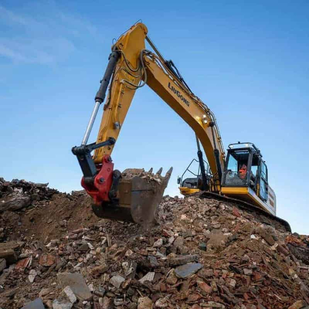 Excavator pe senile LiuGong Dressta 939F (4) Excavator pe senile LiuGong Dressta 939F
