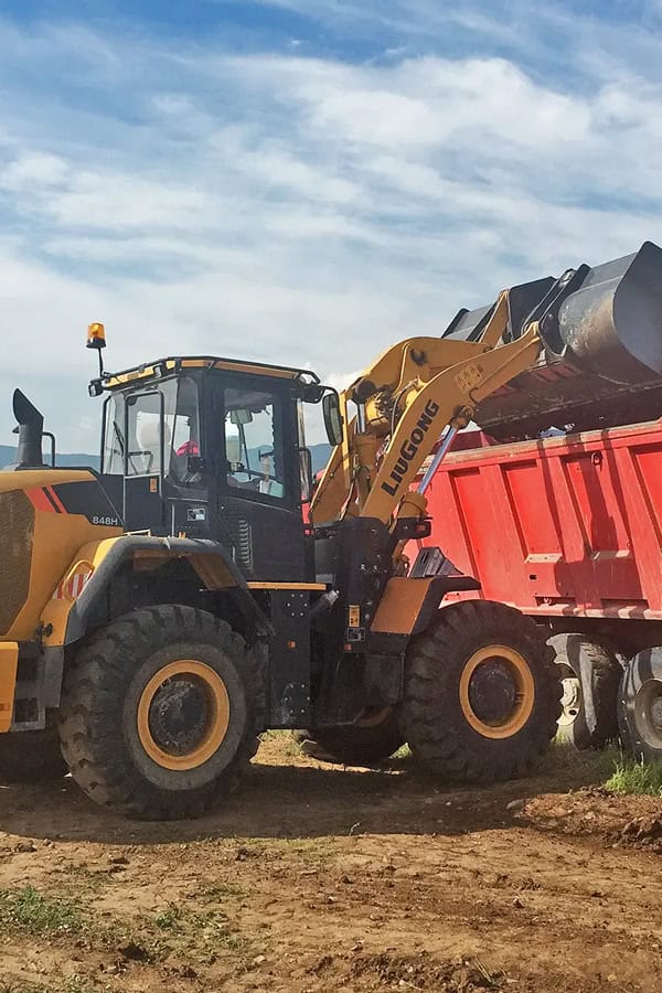 Încărcătoare frontale LiuGong Dressta (3) copy Încărcătoare frontale LiuGong Dressta – putere și performanță industrială