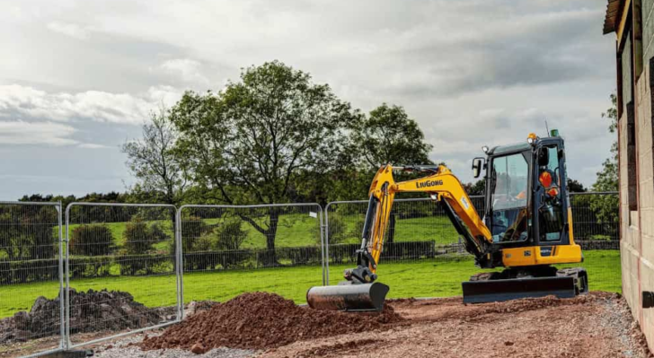Attached image file Mini excavator LiuGong Dressta in RATE cu 0% DOBANDA Mini excavator LiuGong Dressta in RATE cu 0% DOBANDA