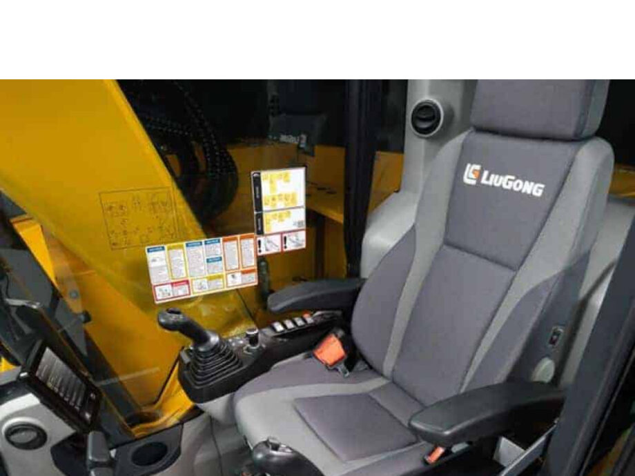 Excavator pe senile LiuGong Dressta 926F (7) Excavator pe senile LiuGong Dressta 926F